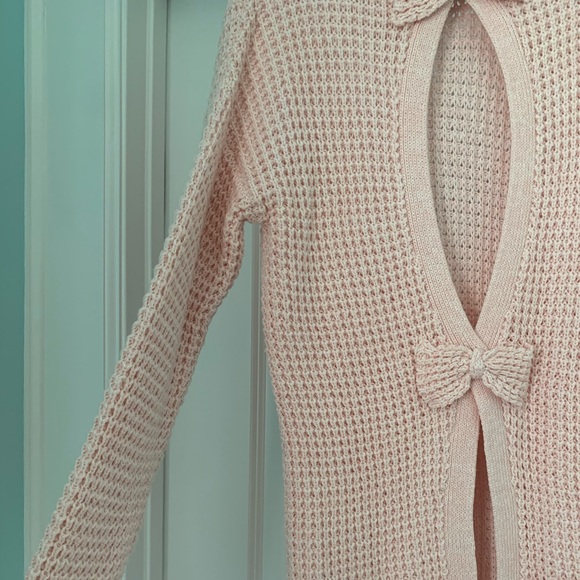 Pink Sweater - Picture 7 of 7